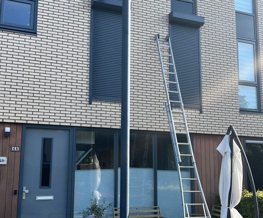 C2636B11-1100-4ADD-B593-7B9A954834E3